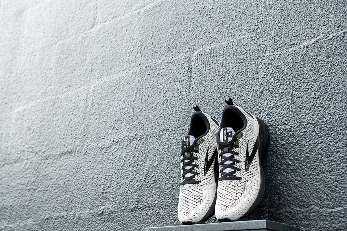 sneakers，Brooks Running，Hand drawn，knitting，