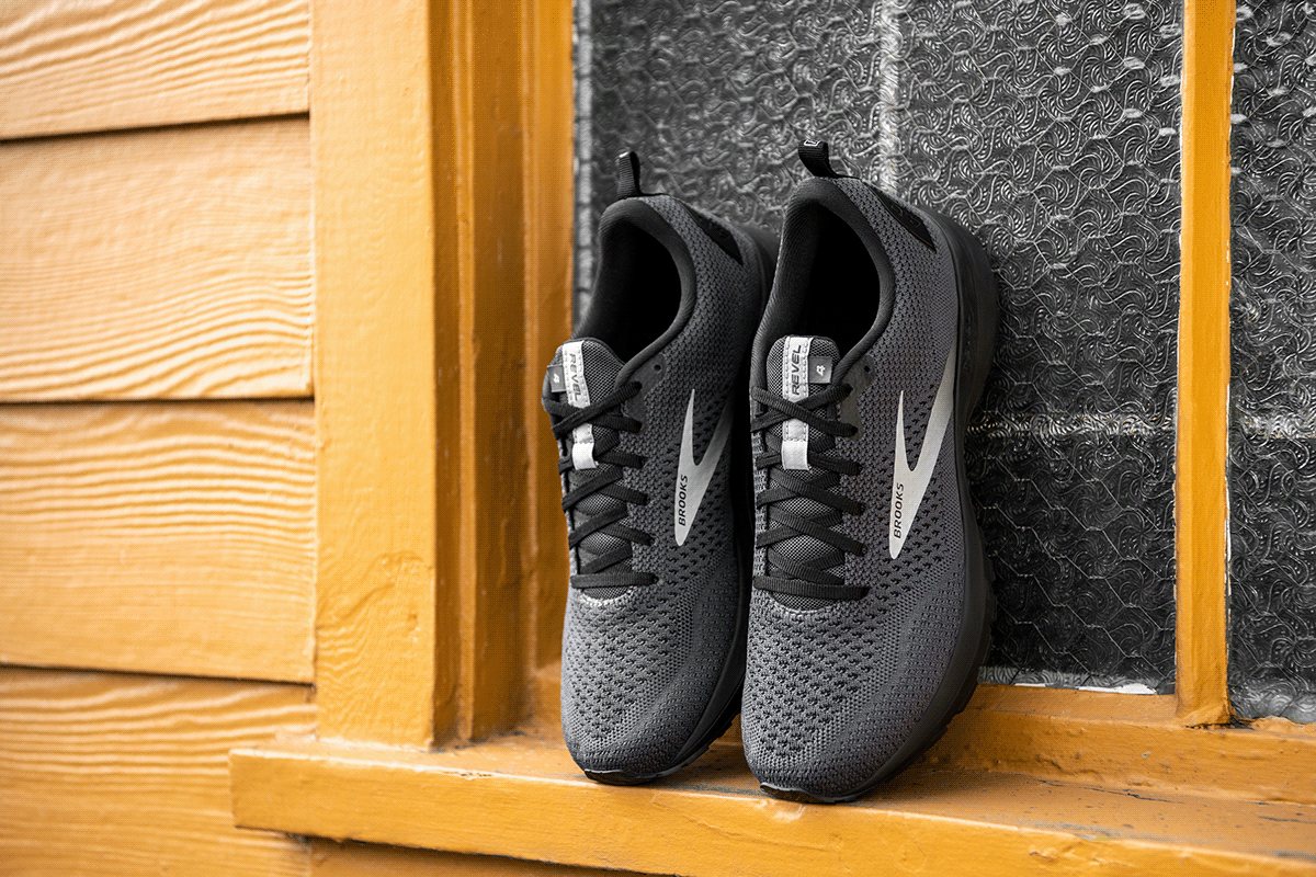 sneakers，Brooks Running，Hand drawn，knitting，