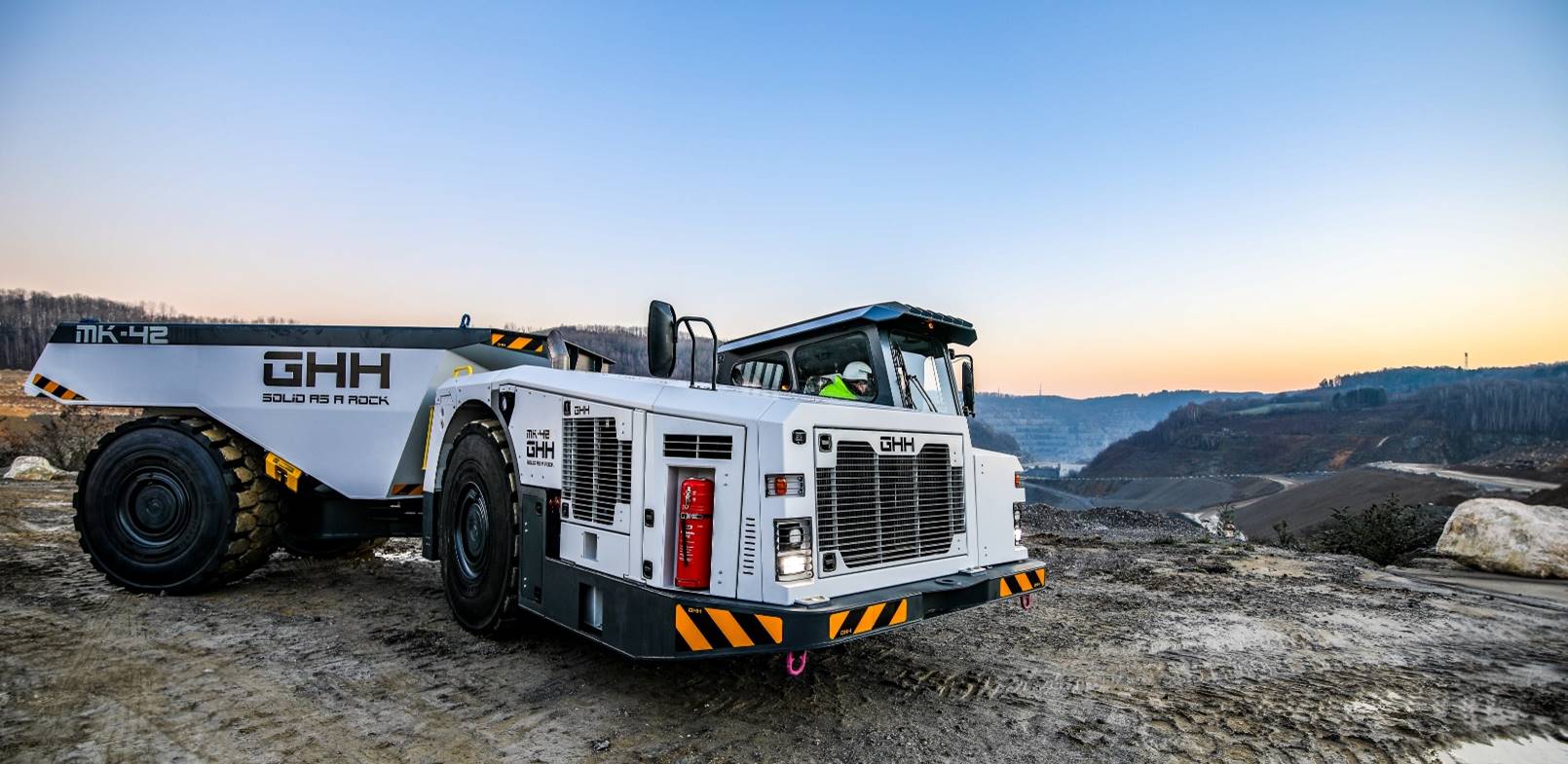 2020 red dot product design award，MK-42，mining，strong，Dump truck，Gravel truck，