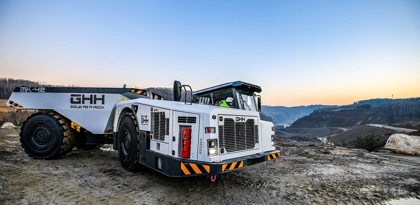2020 red dot product design award，MK-42，mining，strong，Dump truck，Gravel truck，