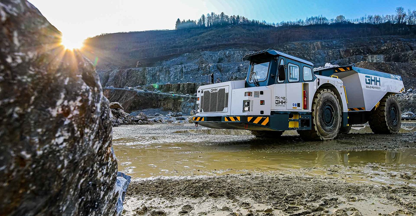 2020 red dot product design award，MK-42，mining，strong，Dump truck，Gravel truck，