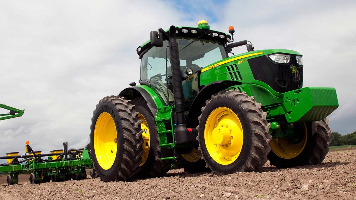 2020 red dot product design award，John Deere 8R-Series，Tractor，Crawler type，8R / 8RT / 8RX，