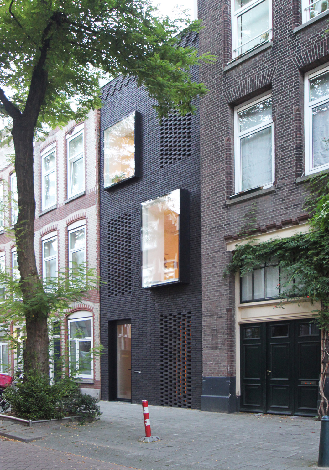 Architecture，brick，modern，grand，