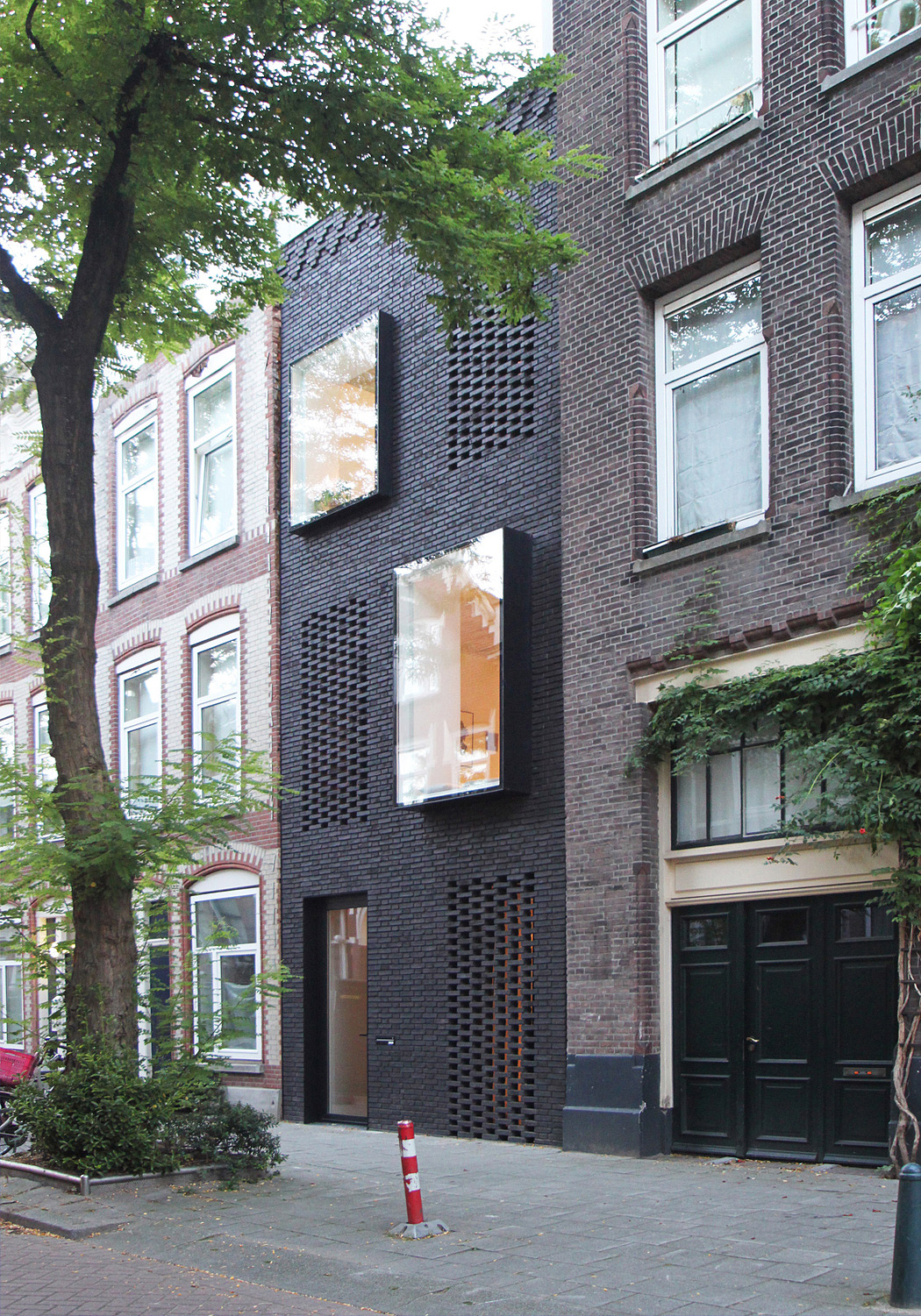 Architecture，brick，modern，grand，