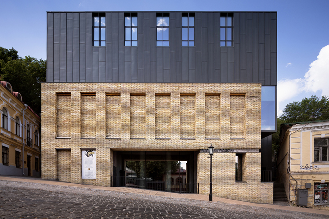 Architecture，brick，modern，grand，