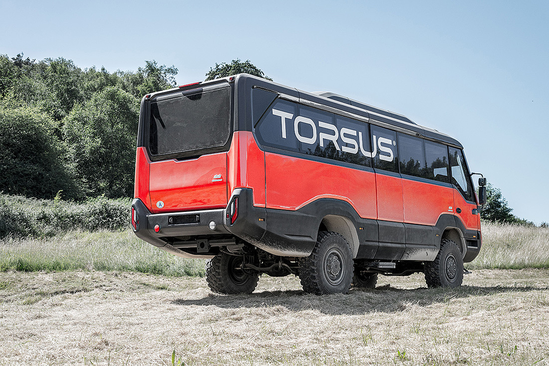 2020 red dot product design award，Torsus Praetorian，bus，heavy，cross-country，