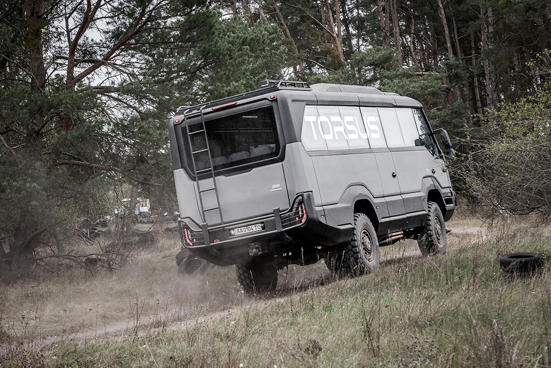 2020 red dot product design award，Torsus Praetorian，bus，heavy，cross-country，