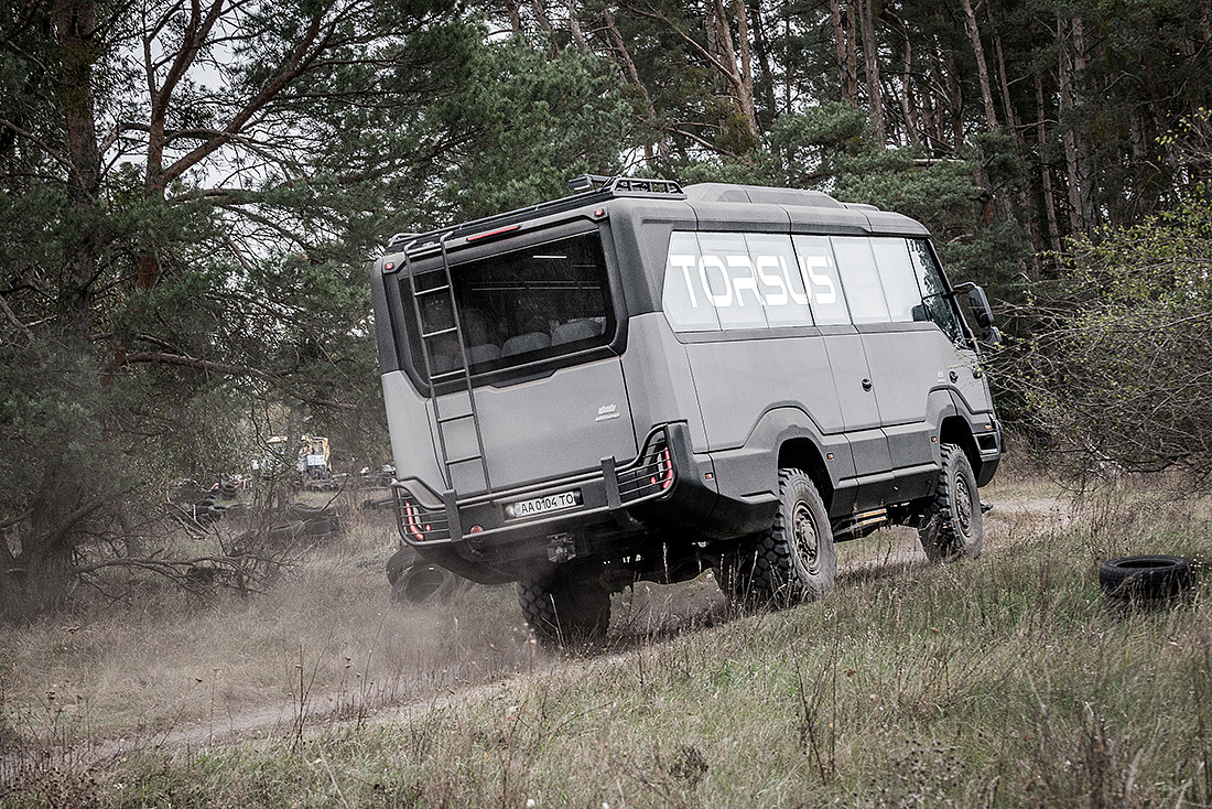 2020 red dot product design award，Torsus Praetorian，bus，heavy，cross-country，