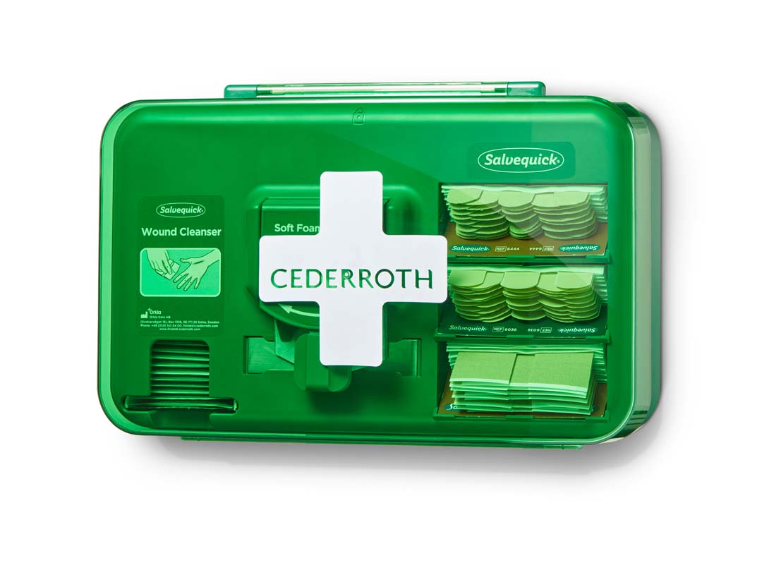 2020 red dot product design award，Wound care，distributor，green，First aid kit，medical box，