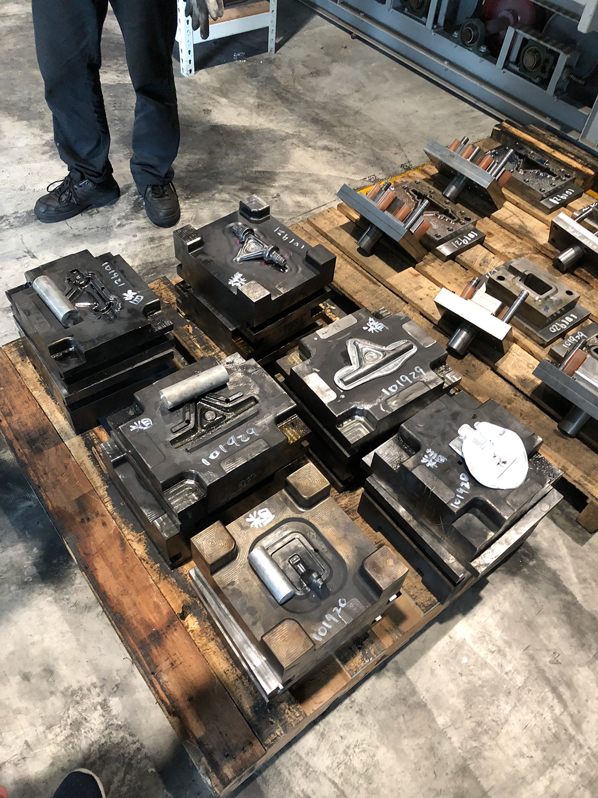 Boosted 2018，Skateboard design，black，