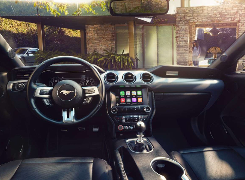 product design，vehicle，wild horse，comfortable，automation，