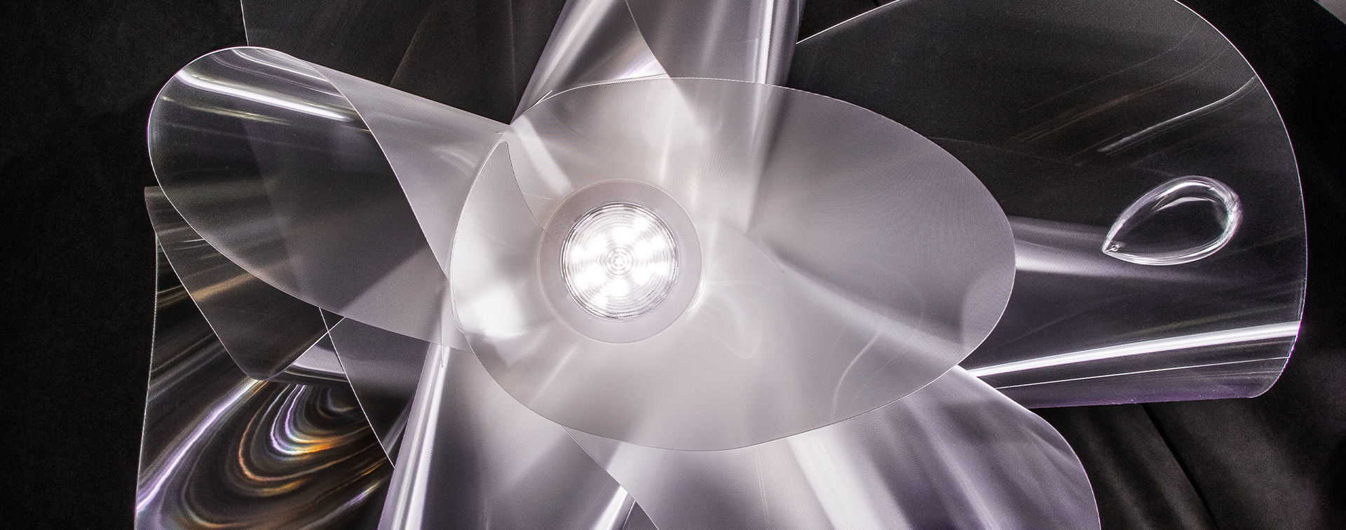 originality，gorgeous，a chandelier，product design，energy conservation，