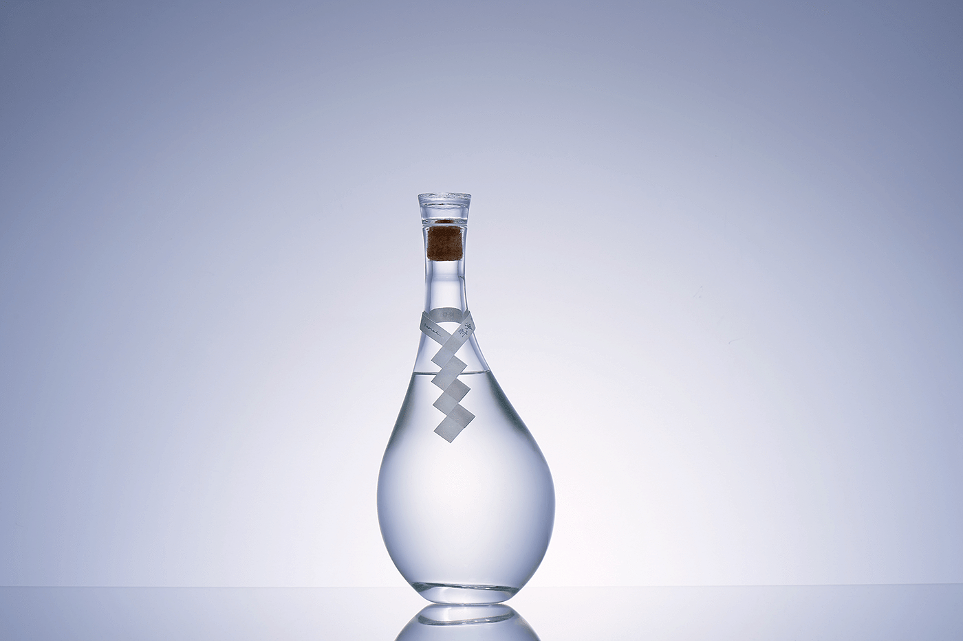 Game，Clear wine，bottle，