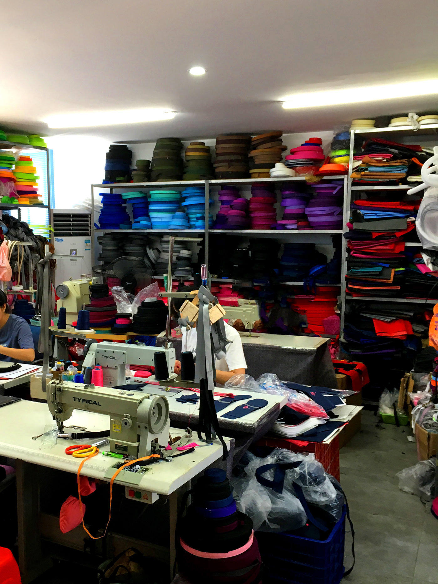 CARREFOUR，Schoolbag design，Hand drawn，