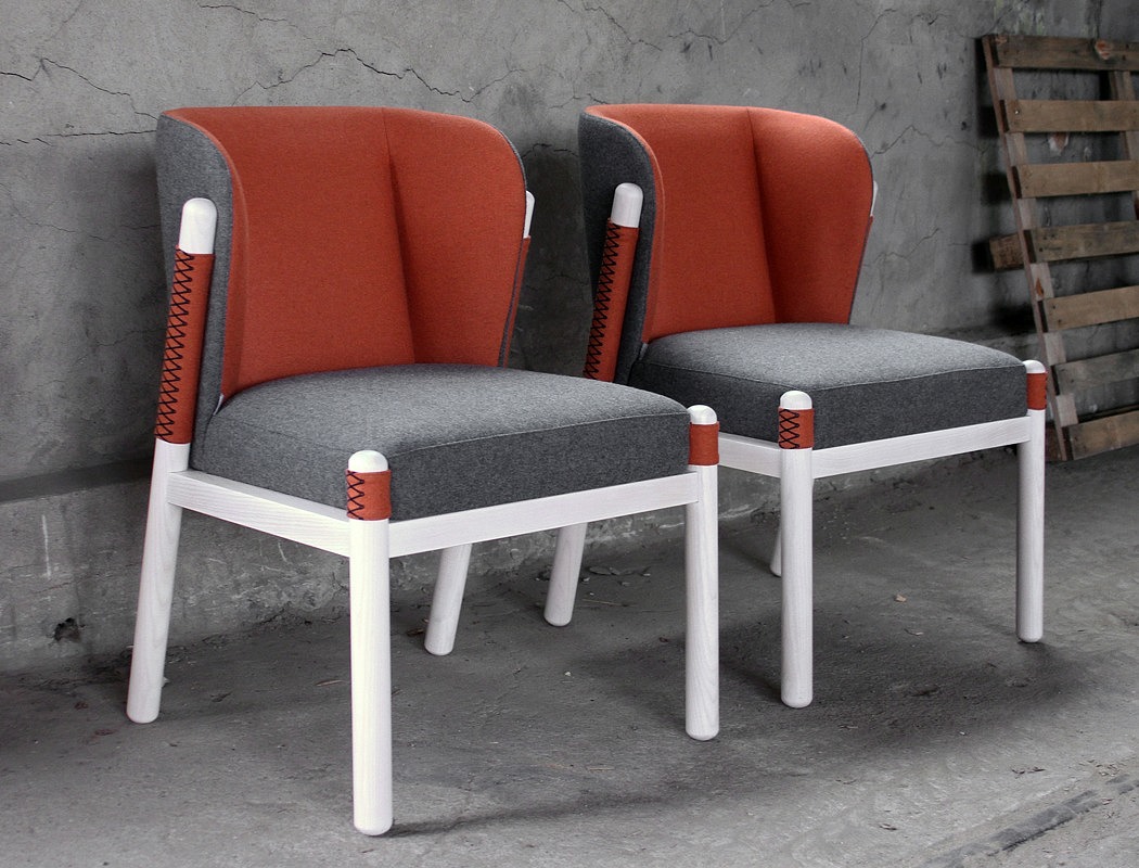 katana，chair，blue，