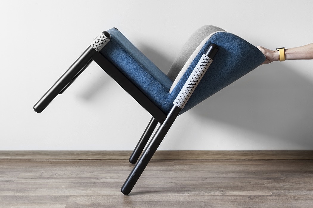 katana，chair，blue，