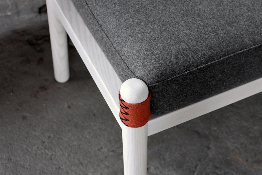 katana，chair，blue，