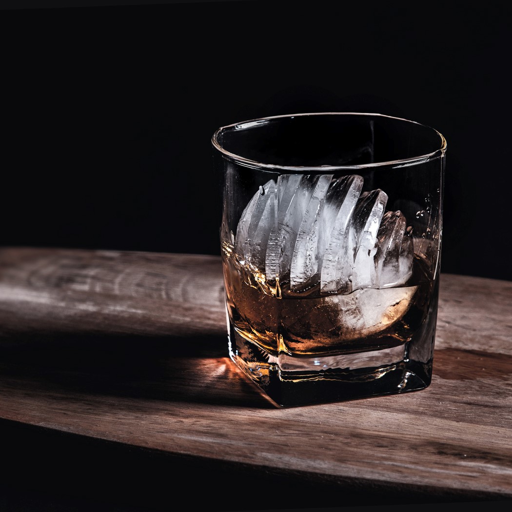 Ice film，silica gel，blue，