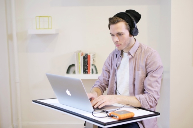 kneel，Even tables and chairs，originality，Design，furniture，