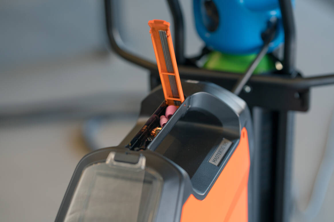 2020 red dot product design award，MasterTig，Welding machine，Flexlite TX，intelligence，