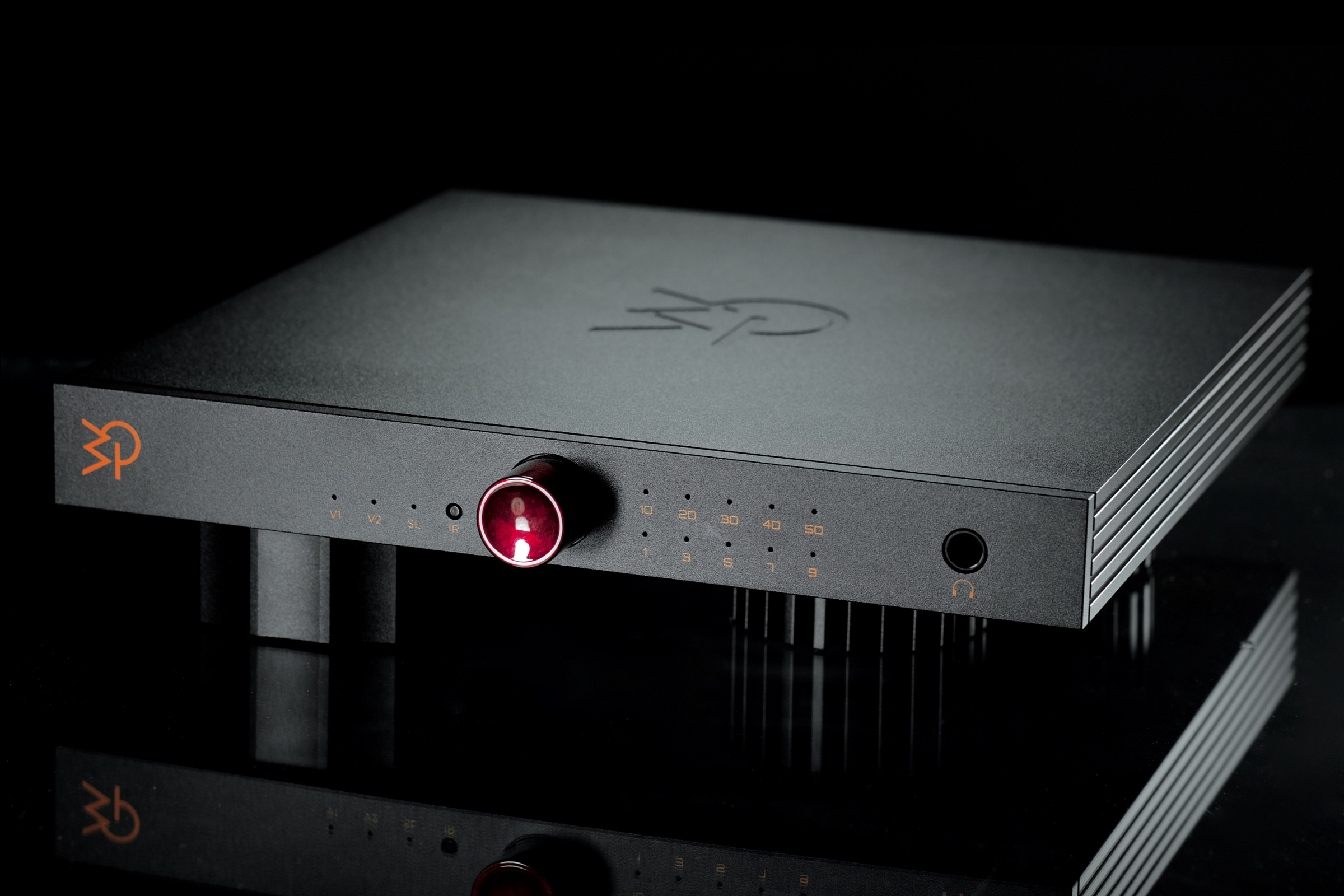 Electronics，2020 red dot product design award，HiFi Amplifiers ，AMP-13R，