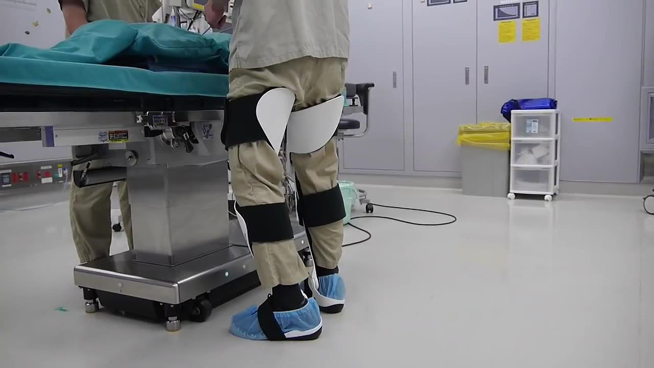 Wearable chair，archel，Medical equipment，2020 red dot product design award，