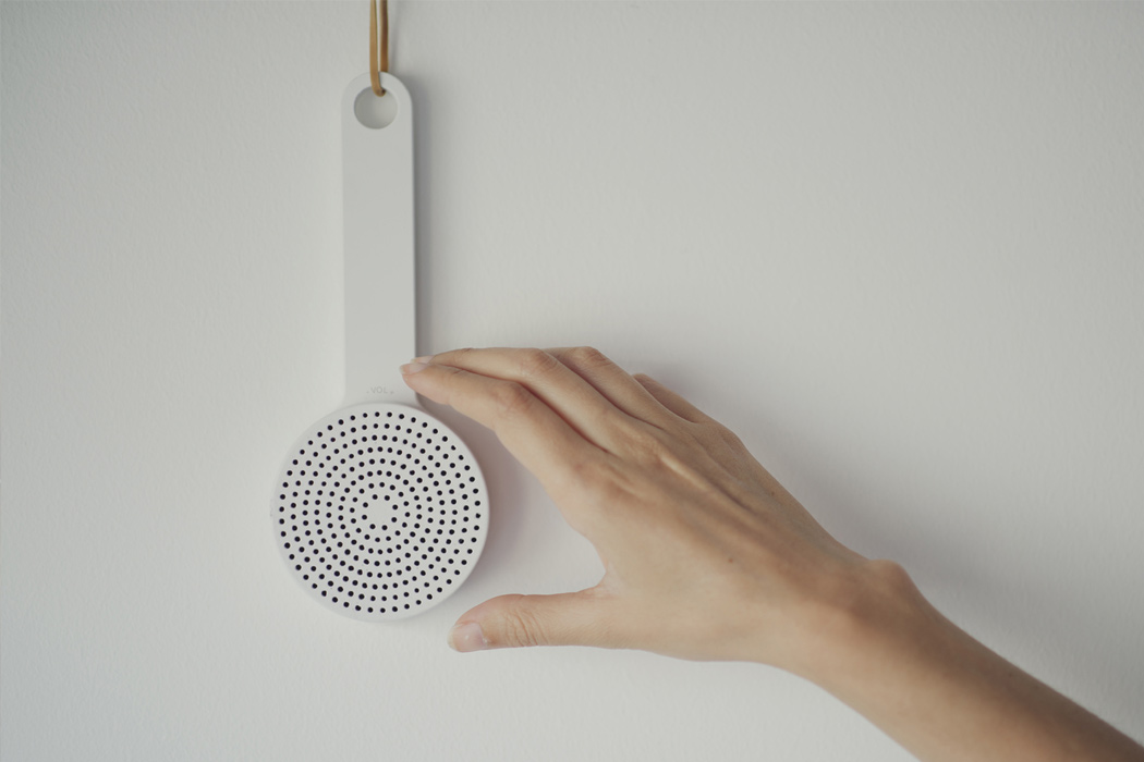 MUJI，Clock，lamp，book，pencil sharpener，Socket，