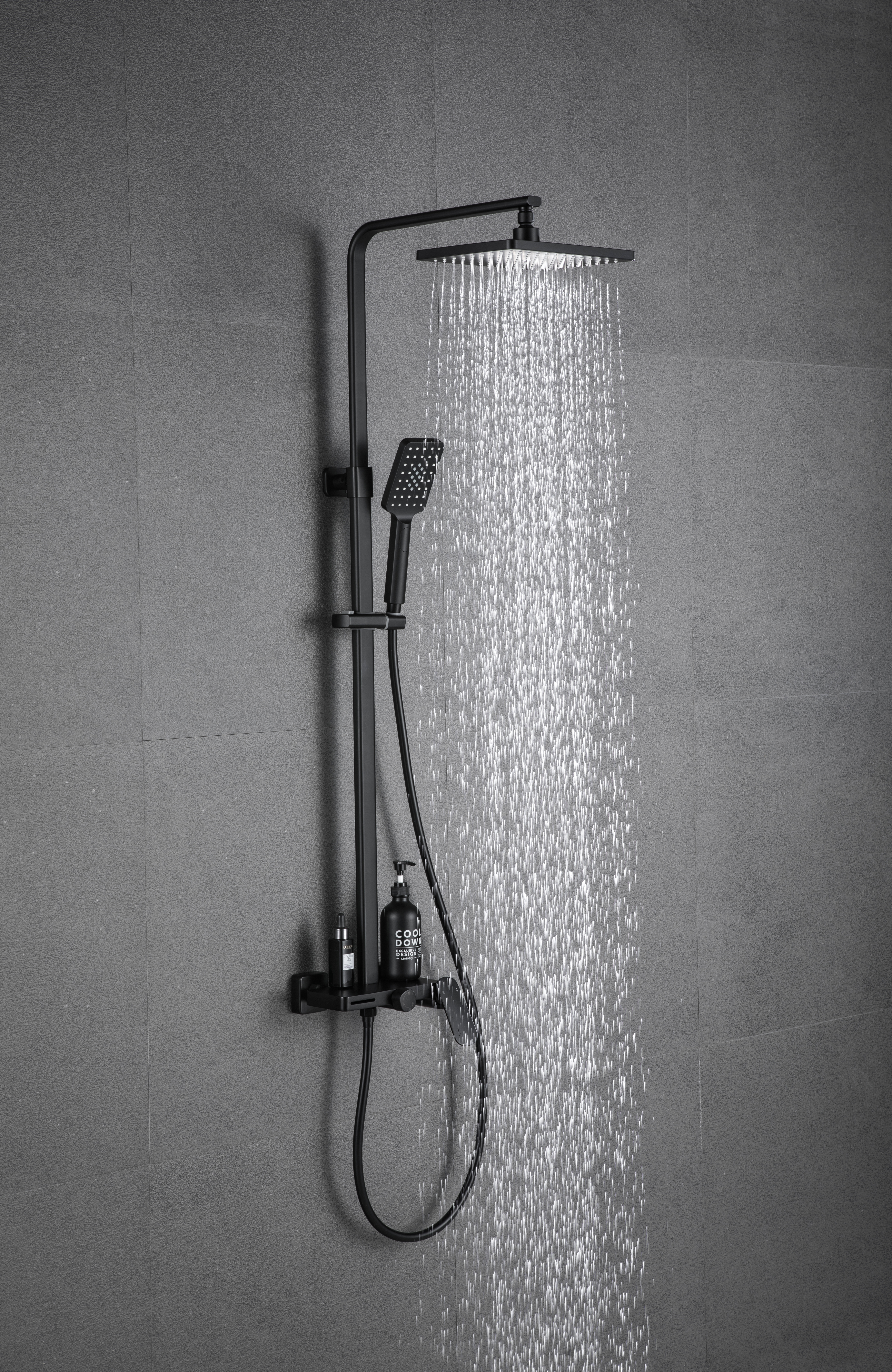 Like a waterfall, majestic atmosphere，