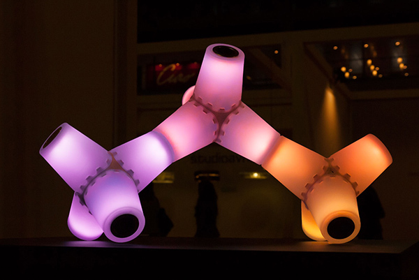 product design，industrial design，floodlight，User experience，Interaction design，