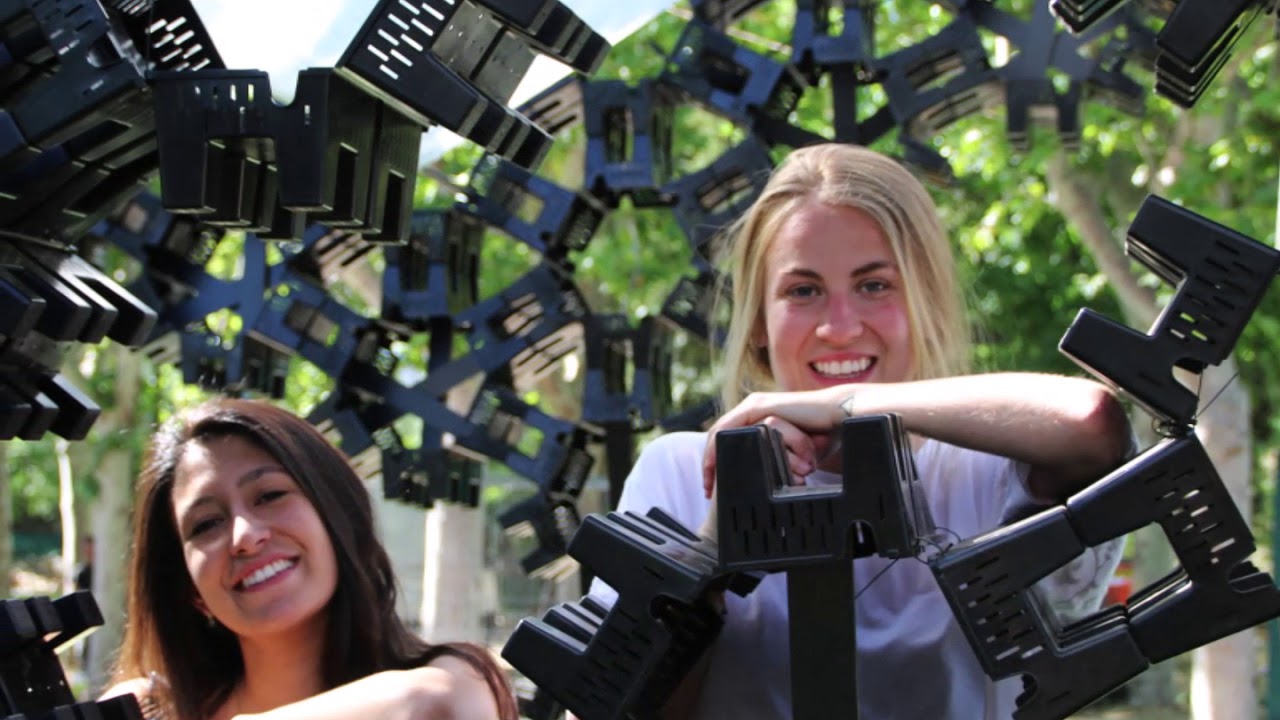 Modular system of green roof and vertical garden，Urban ESPORA，Outdoor products，2020 red dot product design award，