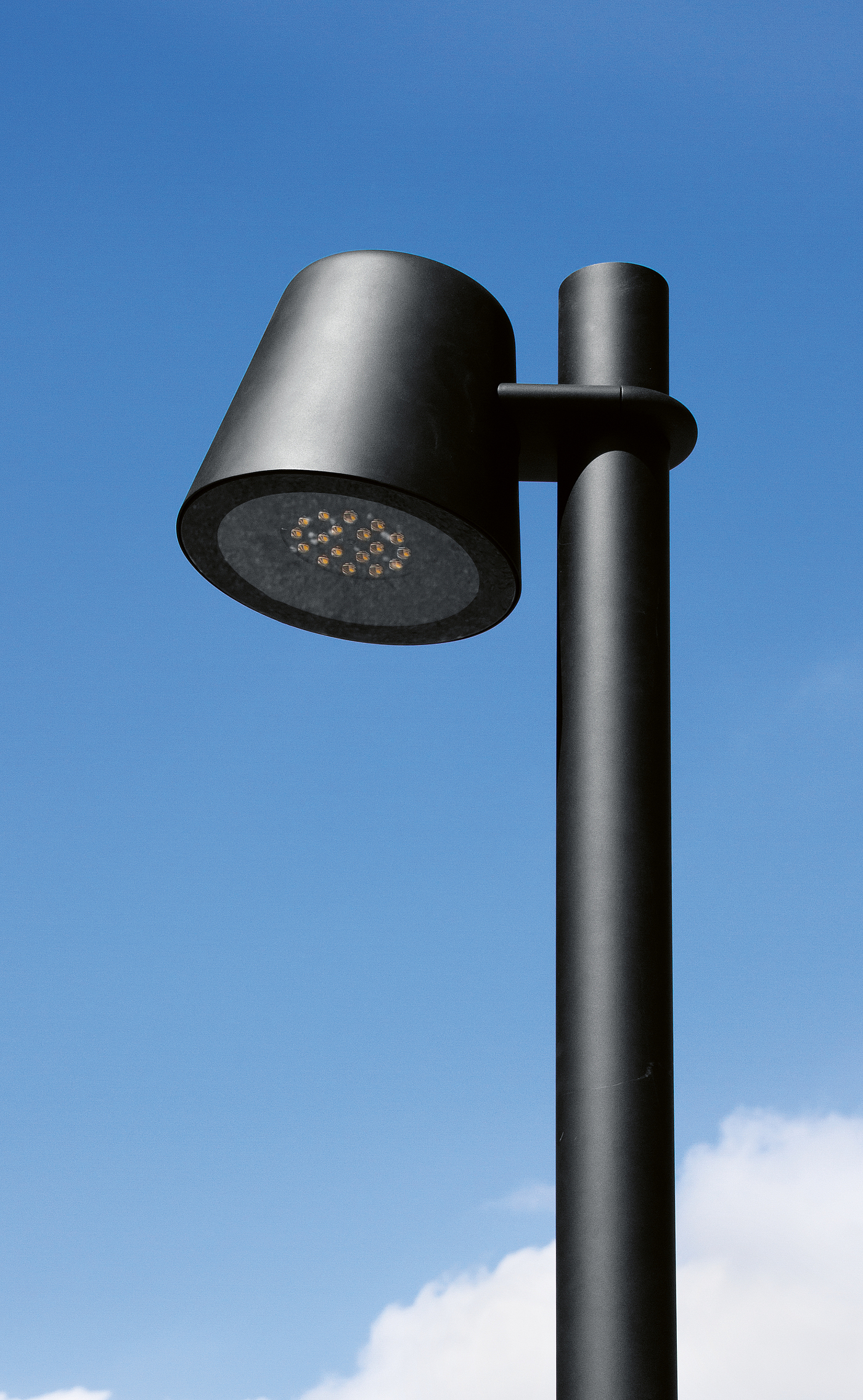 Tumbler，street lamp，Outdoor lighting ，2020 red dot product design award，