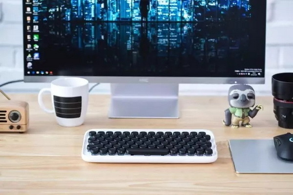 innovate，product design，to work in an office，keyboard，comfortable，