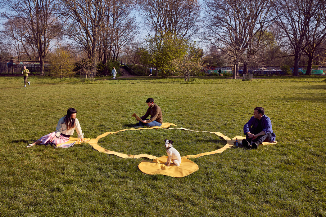 Administrative Area，wearable devices ，chair，quarantine，