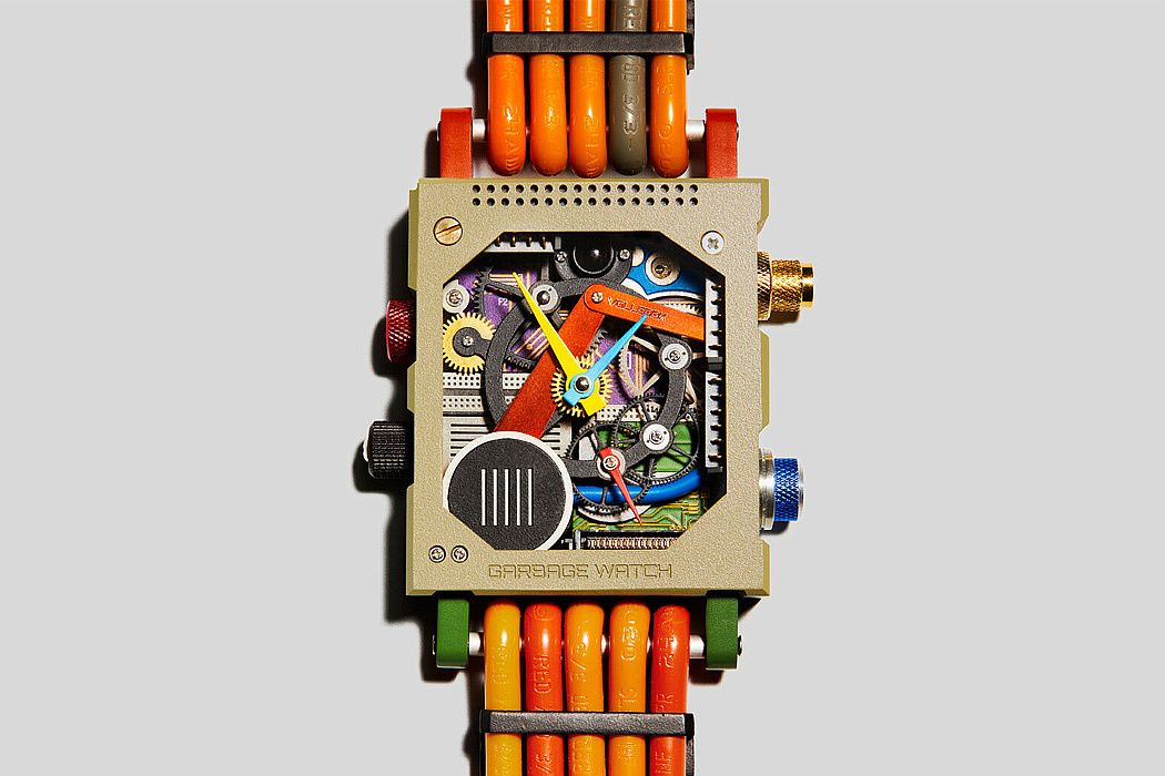 Wrist watch，sustainable development，electronic product，waste，