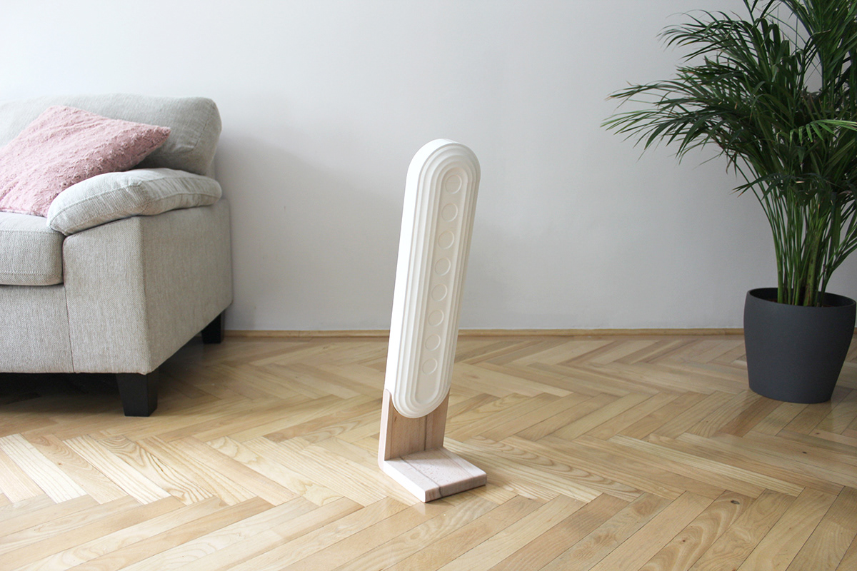 Intelligent device，Clock，Perfume，smell，