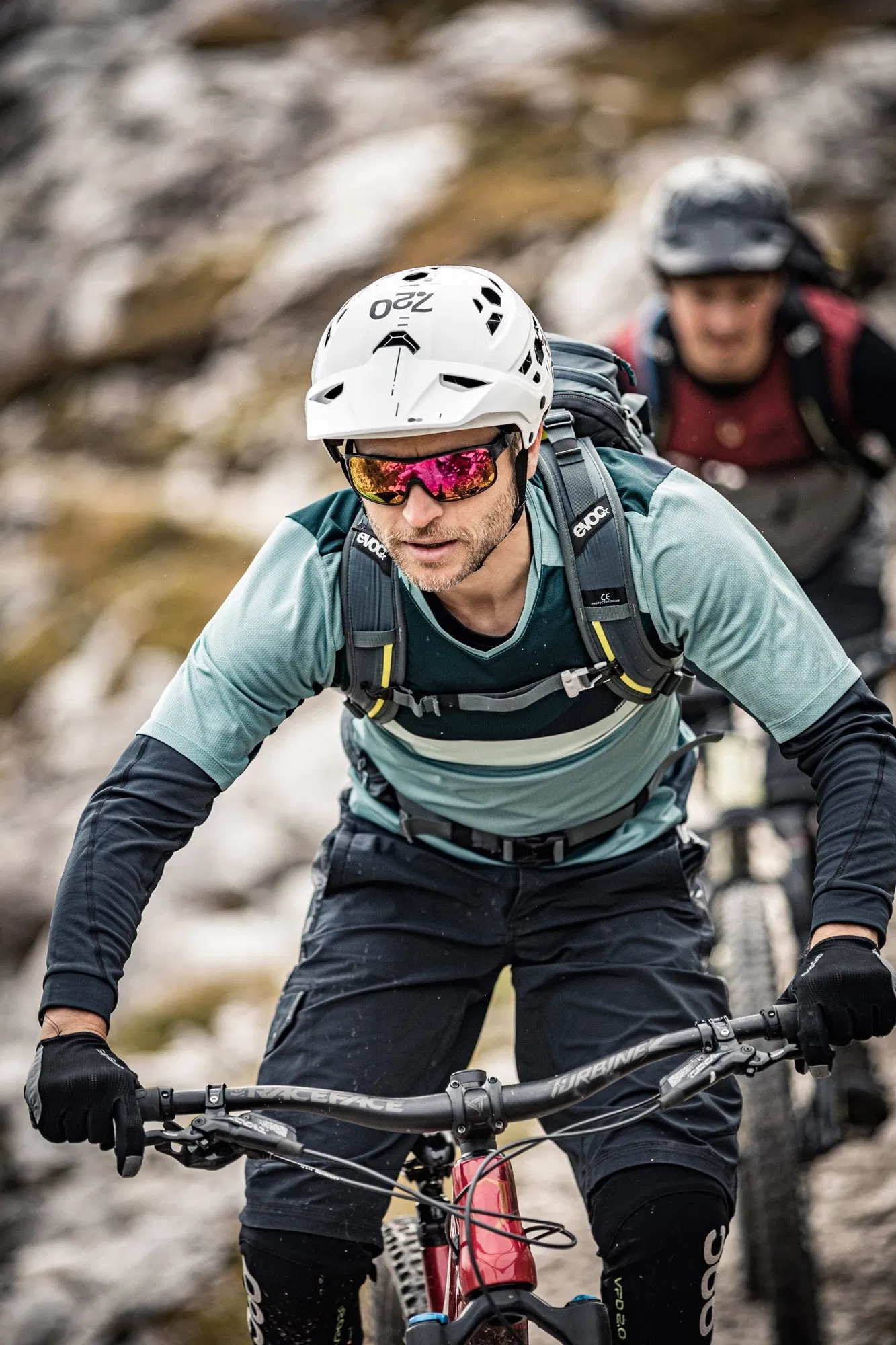 Bicycle helmet，Outdoor equipment，Awake 1.0，2020 red dot product design award，