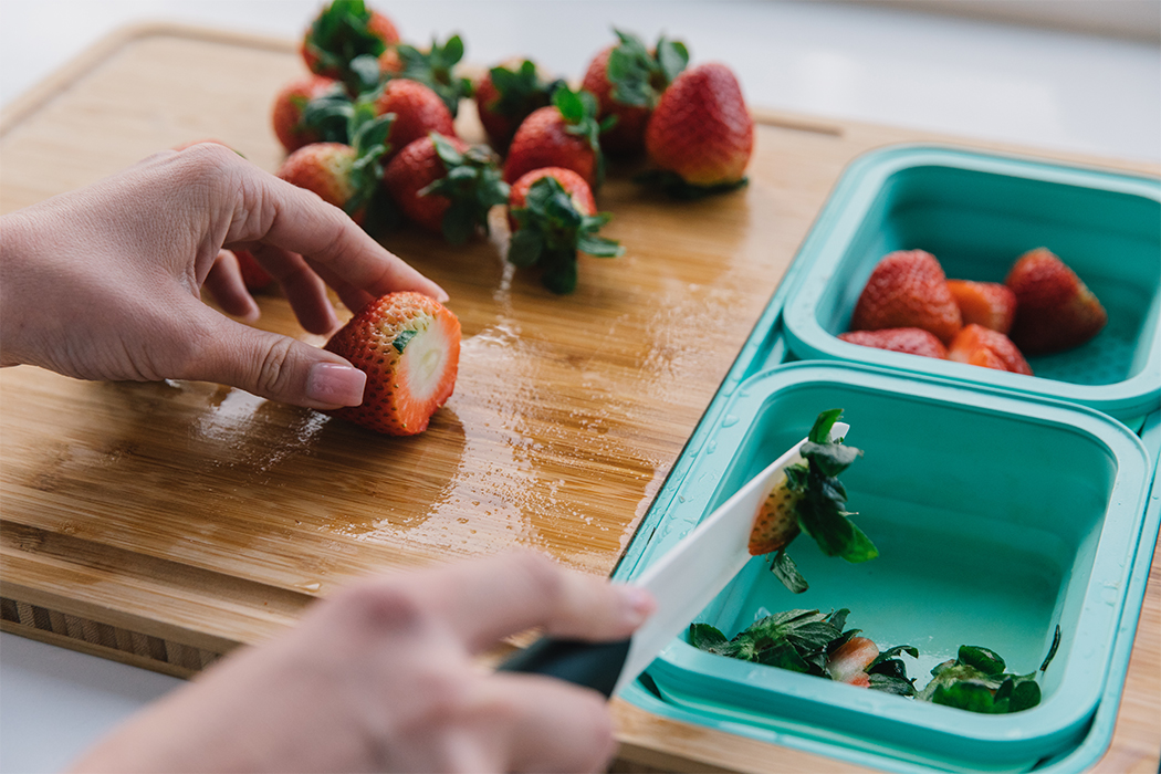 a chopping board，healthy，Bamboo，environment protection，container，