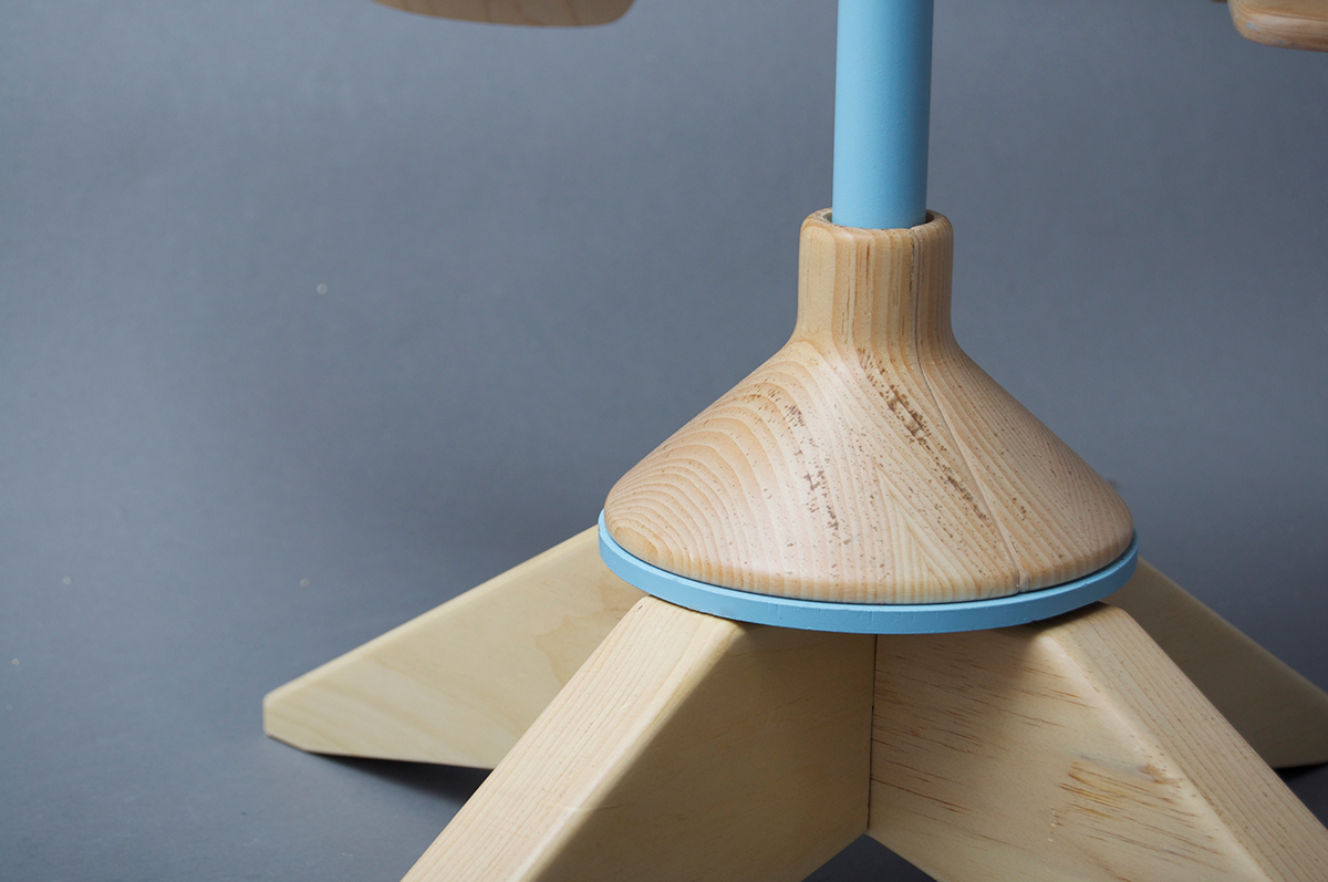 chair，wooden ，rotate，comfortable，