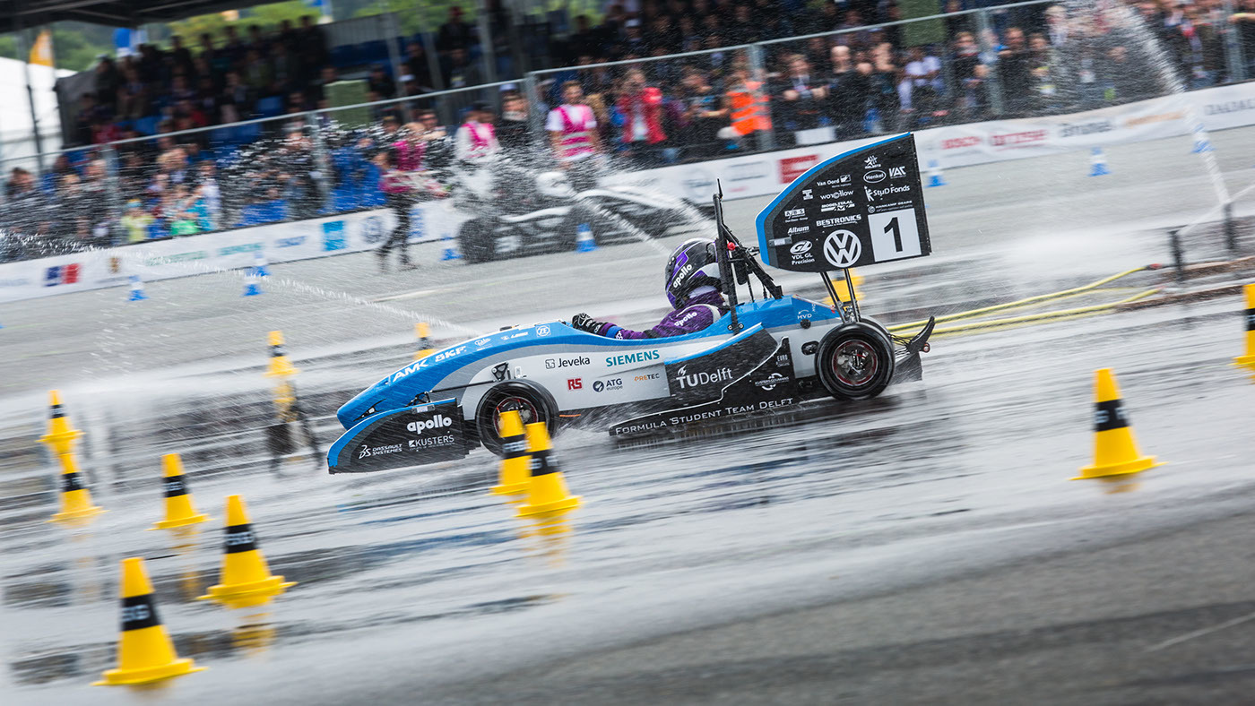 Lightweight，High performance，Four wheel drive，product design，industrial design，