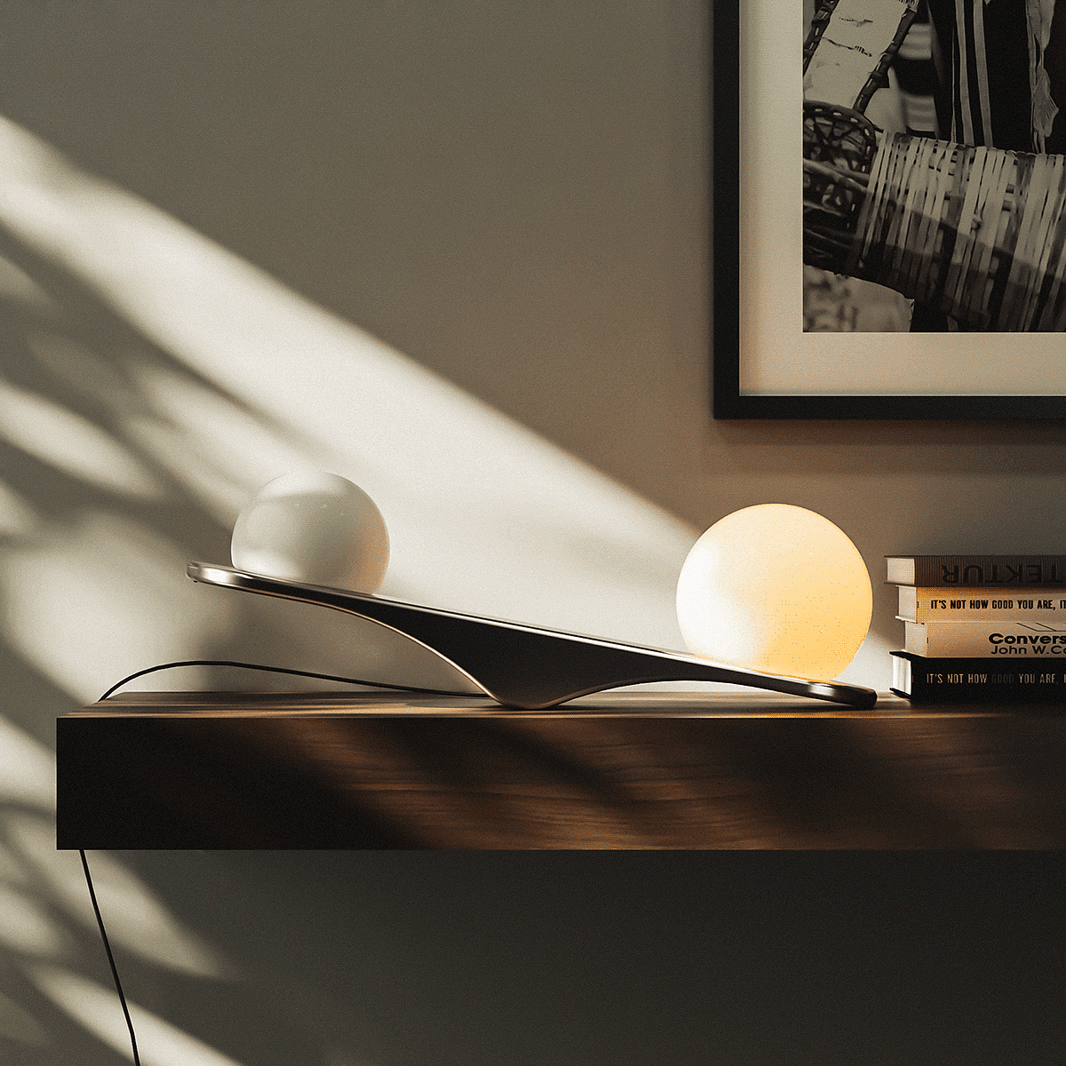 Desk lamp，natural，balance，circular，