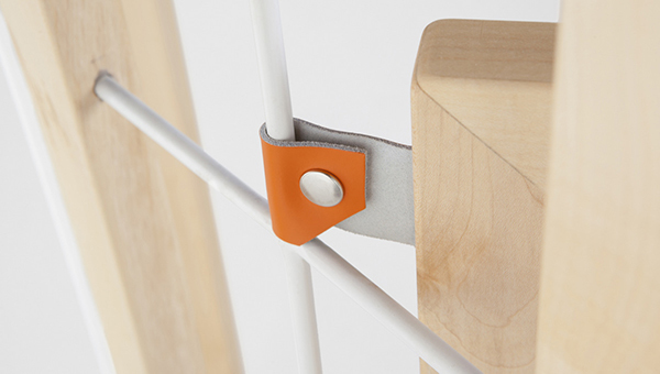 product design，industrial design，Simplicity，woodiness，coat hanger，
