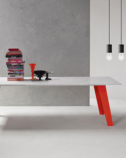 Simplicity，table，modern，