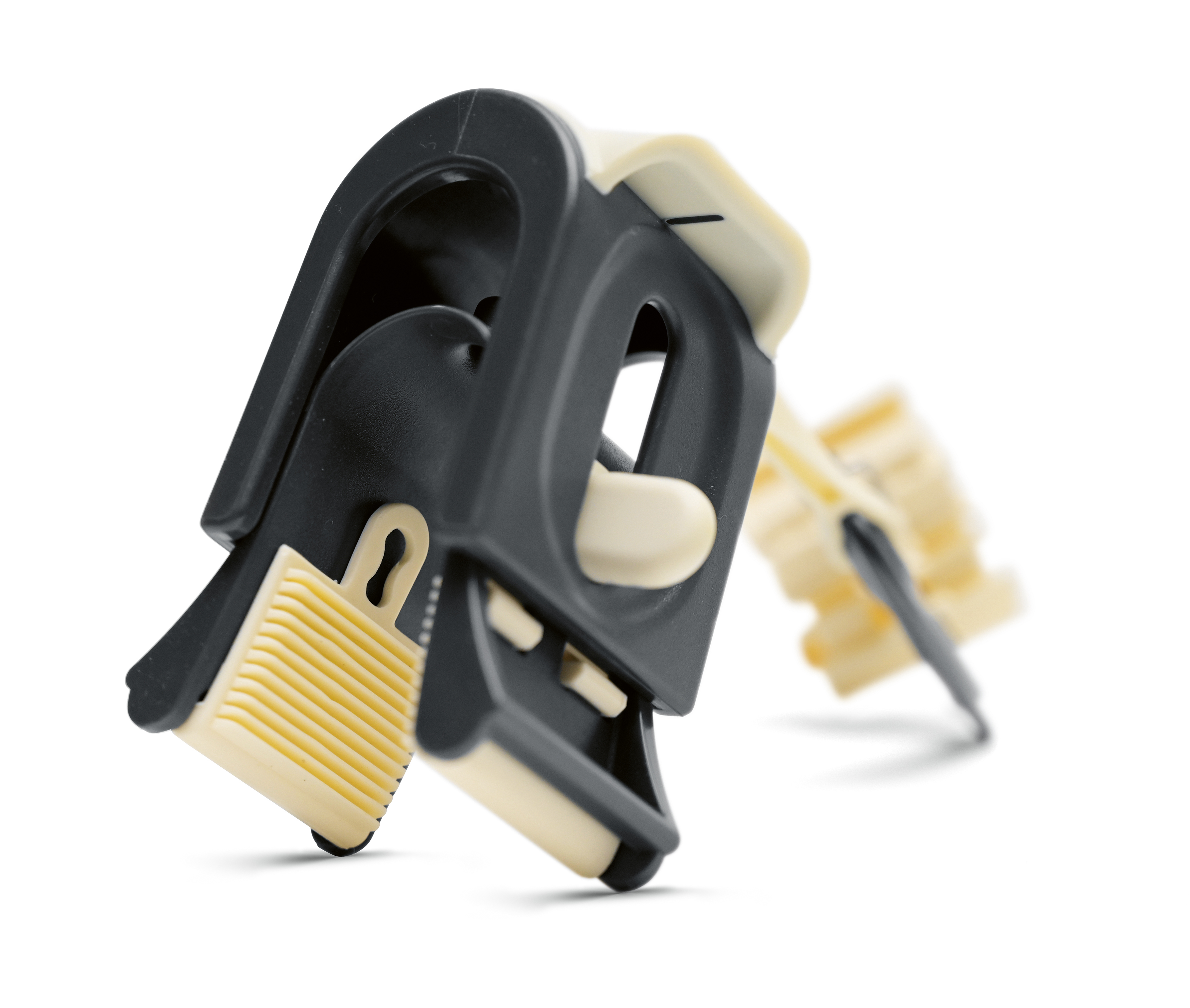 2020 red dot product design award，ZPUR，Shoe clip，carry，