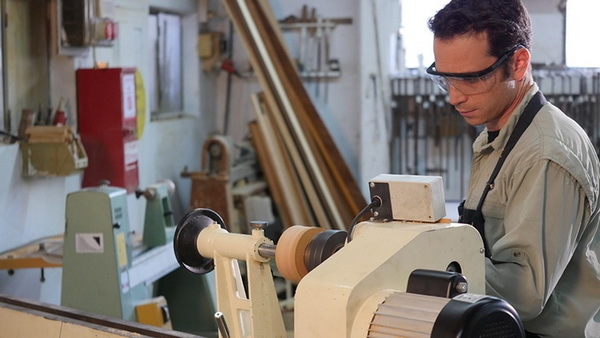 furniture design ，product design，piston，adjust，Eye protection，