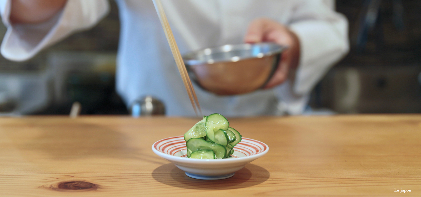 2020 red dot product design award，Log color，chopsticks，white，literature，