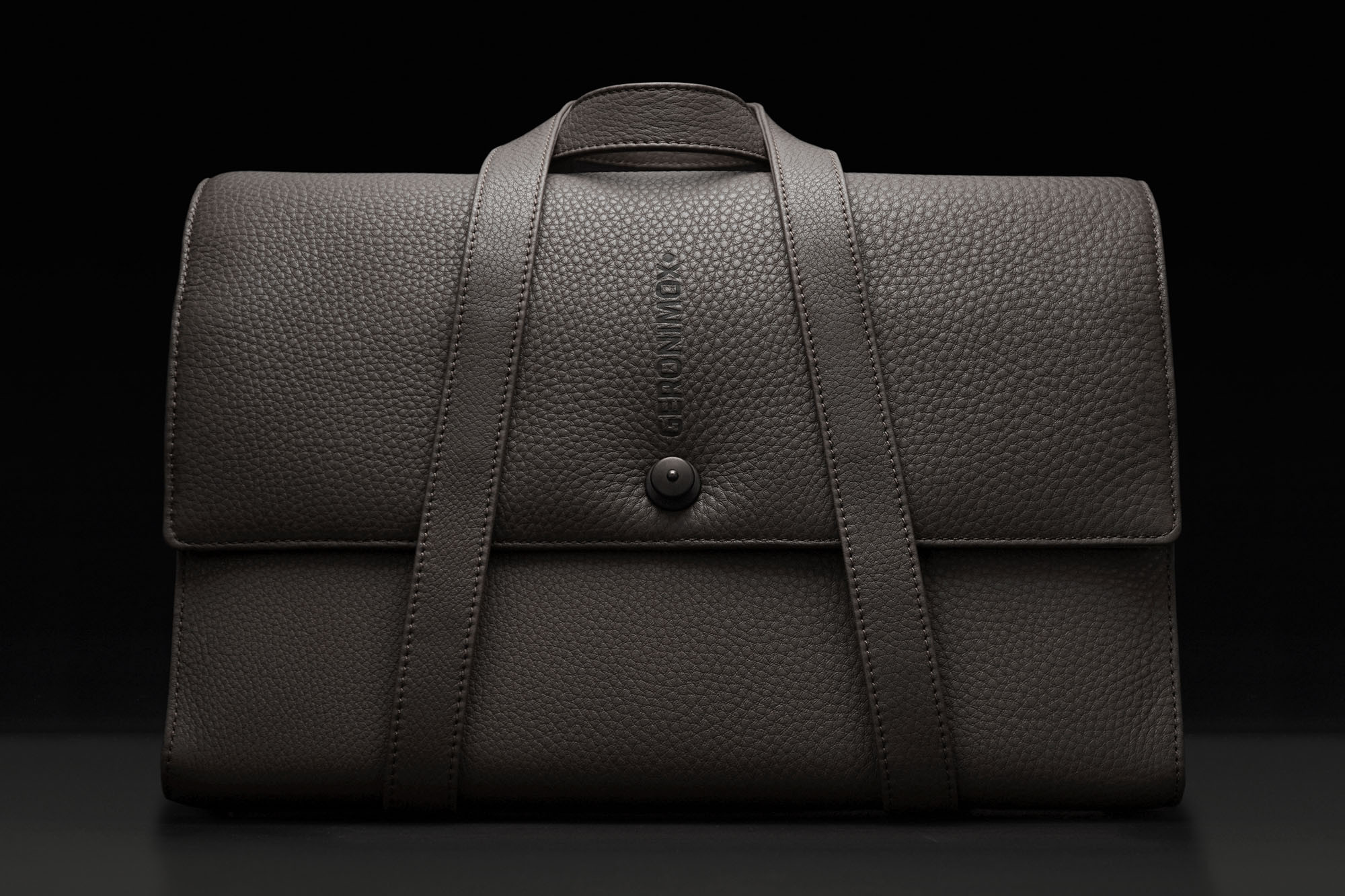 2020 red dot product design award，GERONIMOX，Leatherwear，Tool set，German system，