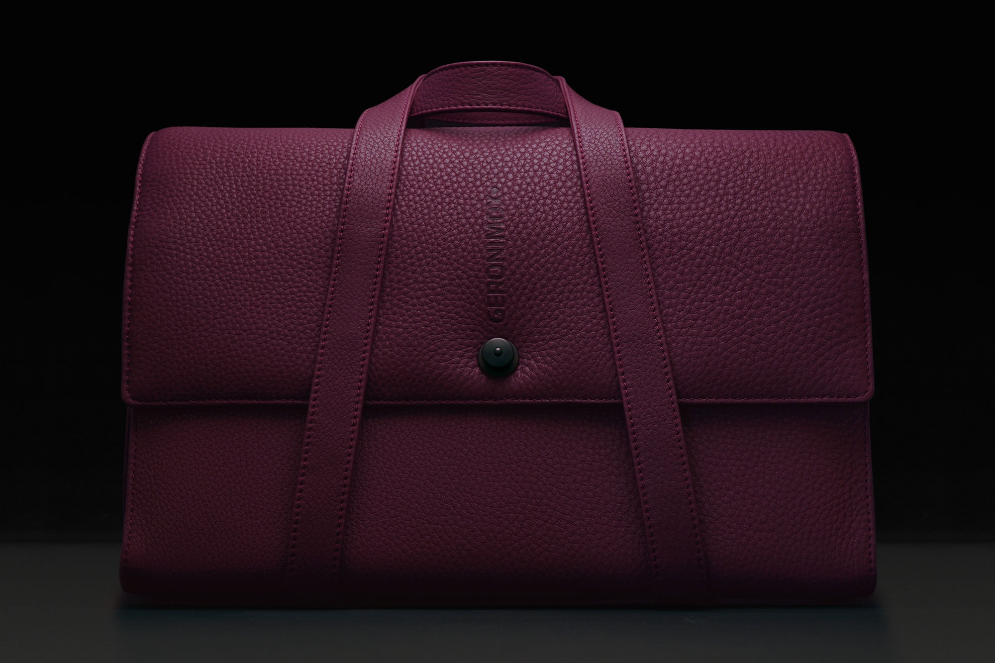 2020 red dot product design award，GERONIMOX，Leatherwear，Tool set，German system，