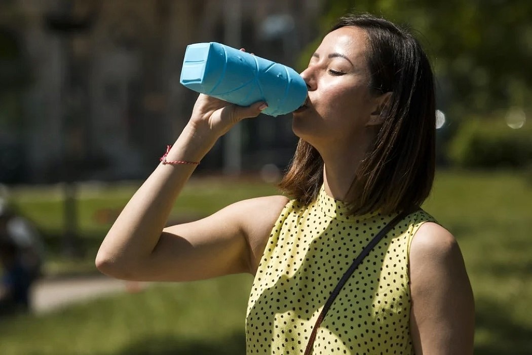 Water bottle，Foldable，Recyclable，Portable，