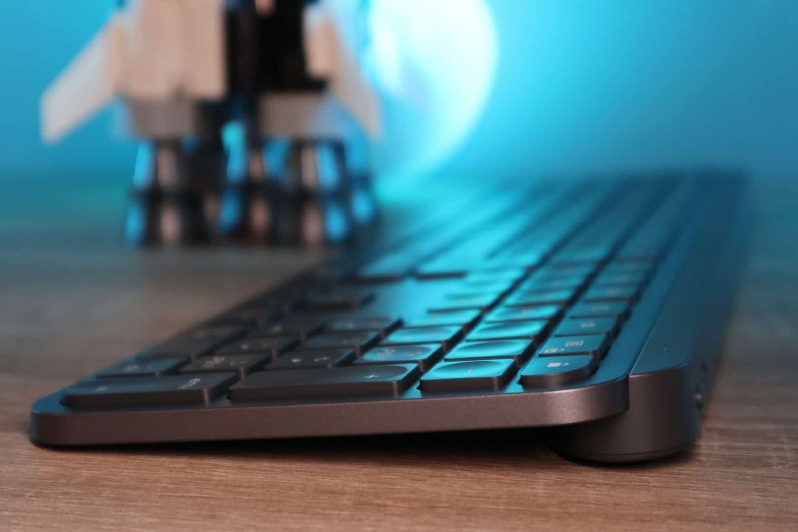 2020 red dot product design award，Logitech MX Keys，keyboard，Logitech，ultrathin，