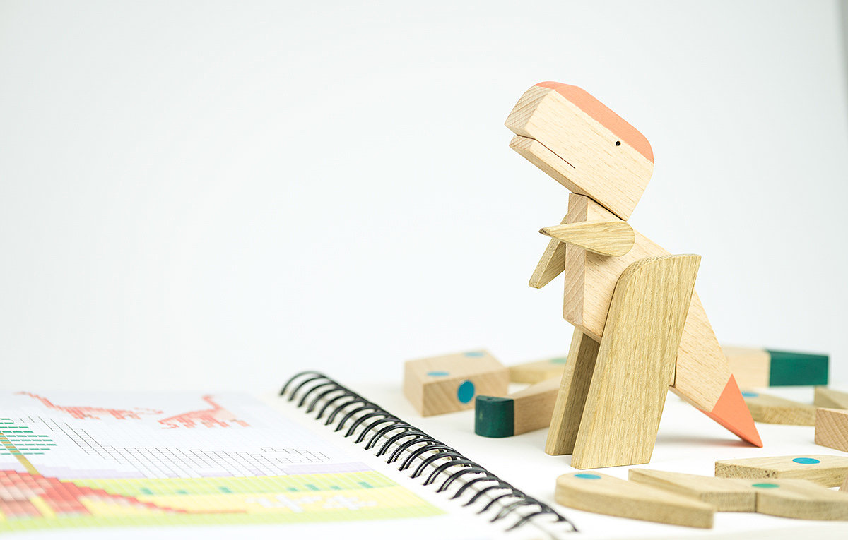 Toys，wooden ，dinosaur，education，